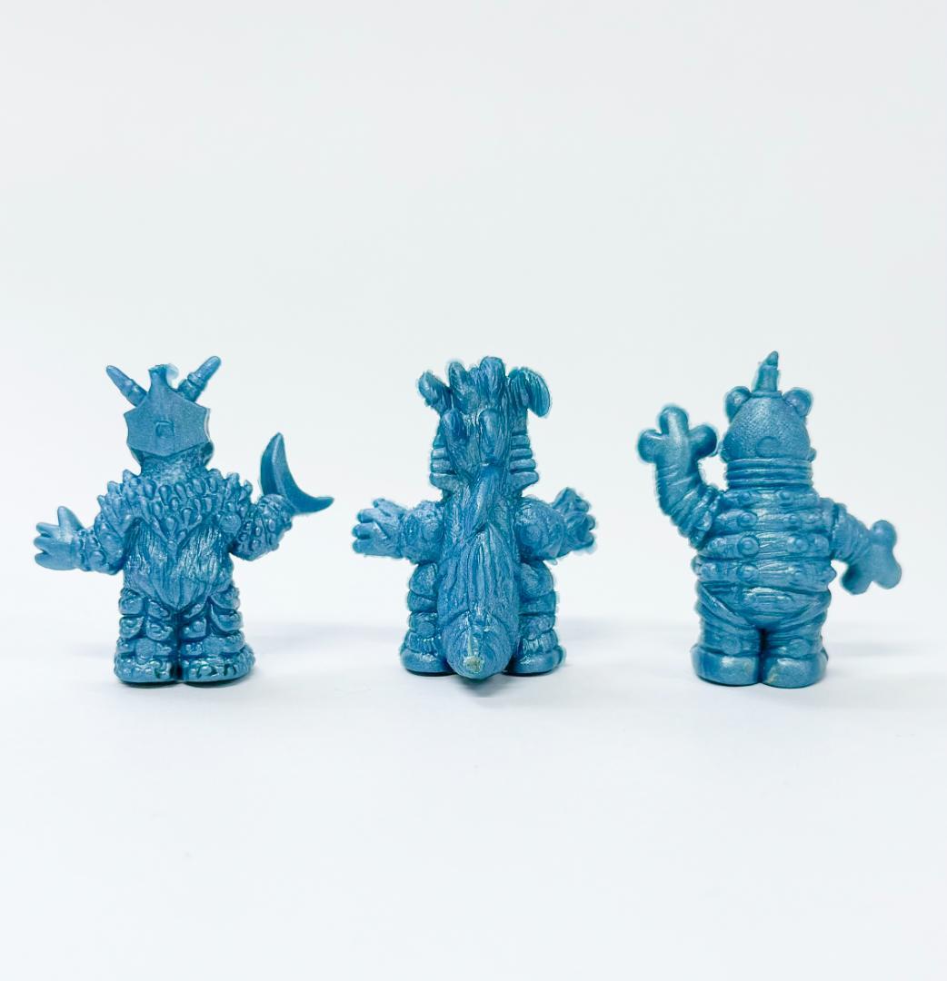 ウルトラマン怪獣消しゴム ブルーメタリック6体 - メルカリ