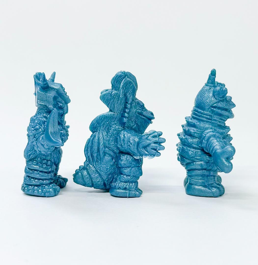 ウルトラマン怪獣消しゴム ブルーメタリック6体 - メルカリ