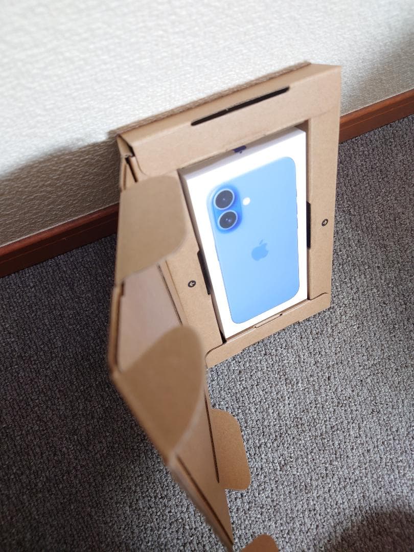 新品未開封　Apple iPhone 1６ 128GB ウルトラマリン iPhone 16 128GB ウルトラマリンを購入 - Apple（日本）