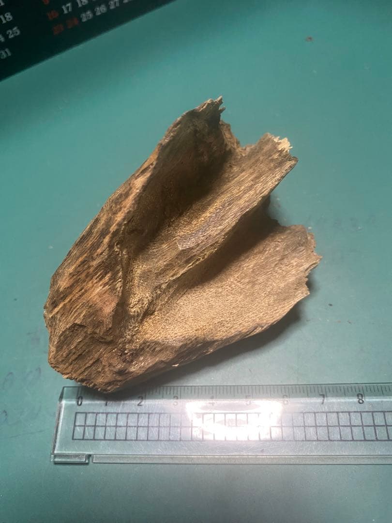 上品】ベトナム産 天然 シャム 沈梗27.84g 香木 / 沈香 聞香 | 激安