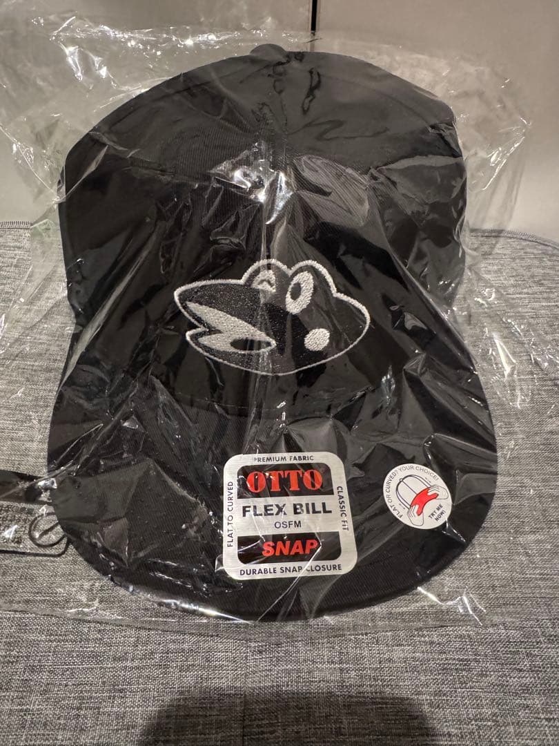 【新品未開封】山佐 限定 スナップバックキャップ ニューパルサーバージョン 新品未開封】山佐 限定 スナップバックキャップ ニューパルサー