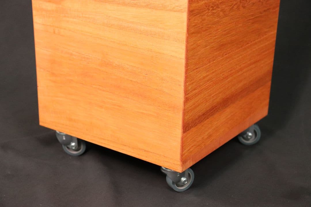 新米の美味しさ長続き】【 10キロ用 】キャスター付き桐米びつ柿渋塗り