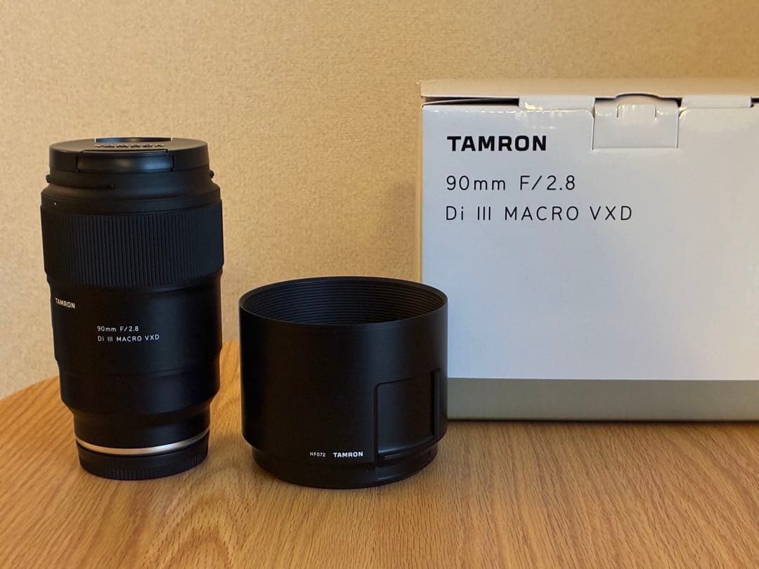 TAMRON 90mm F/2.8 Di III MACRO VXD タムロン タムキューの思想を継承。90mm F/2.8 Di III MACRO VXD (Model F072