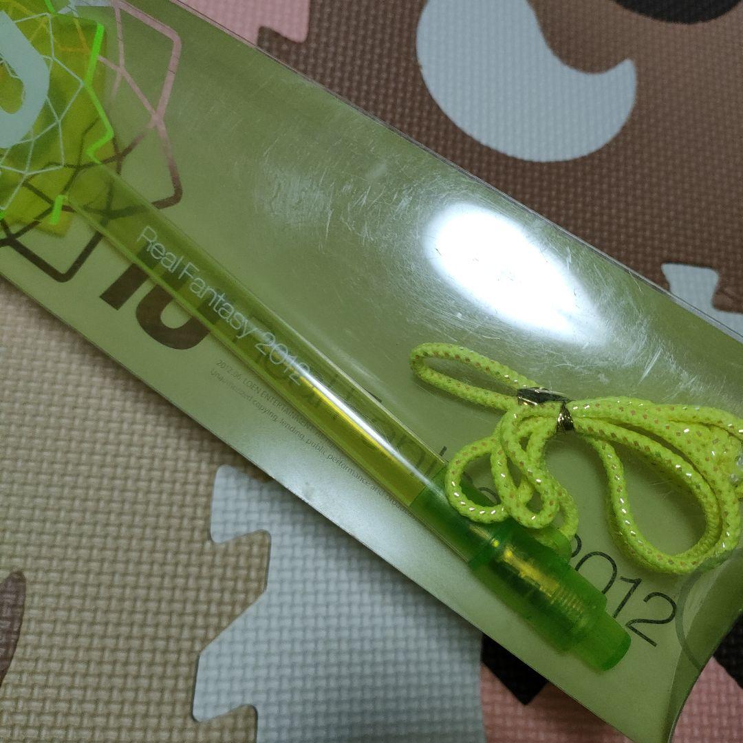 ジャンク品 ◇ IU アイユー 2012年 公式ペンライト - メルカリ