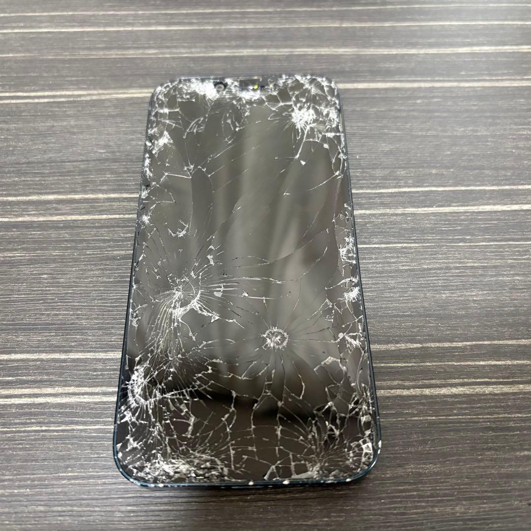 iPhone 13 256GB Midnight ジャンク iPhone 13 Midnight 256GB (Unlocked) – Plug