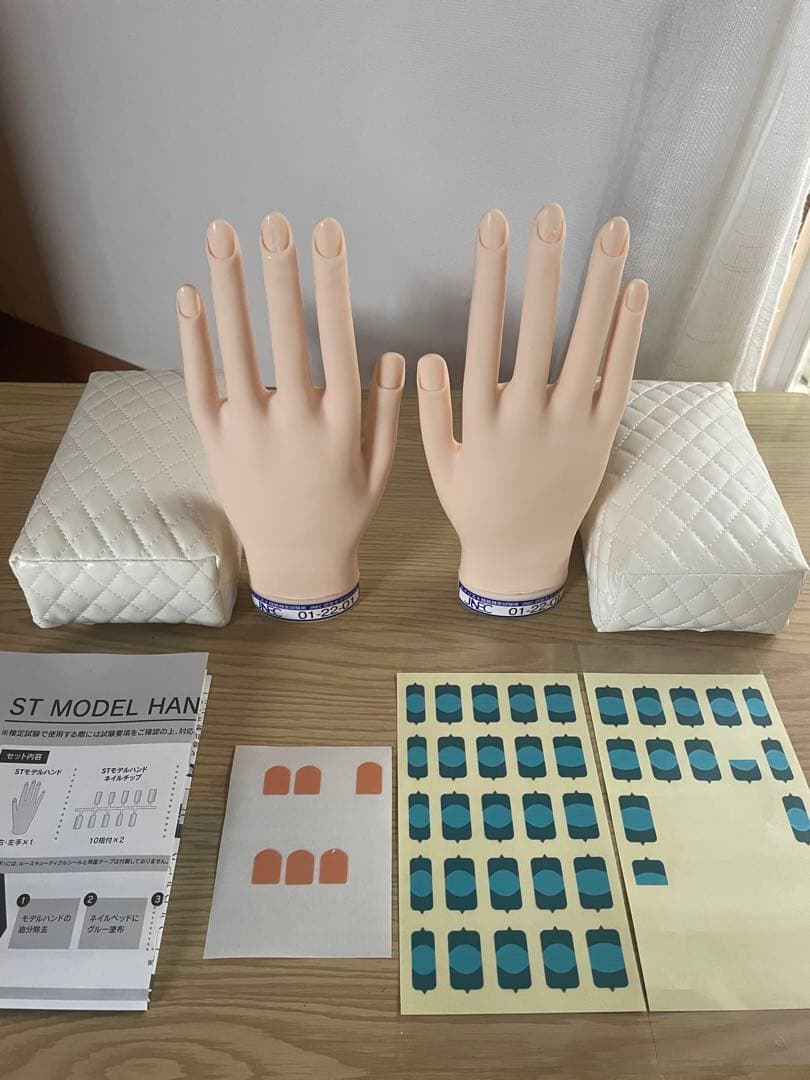 JNEC認定モデルハンド - メルカリ