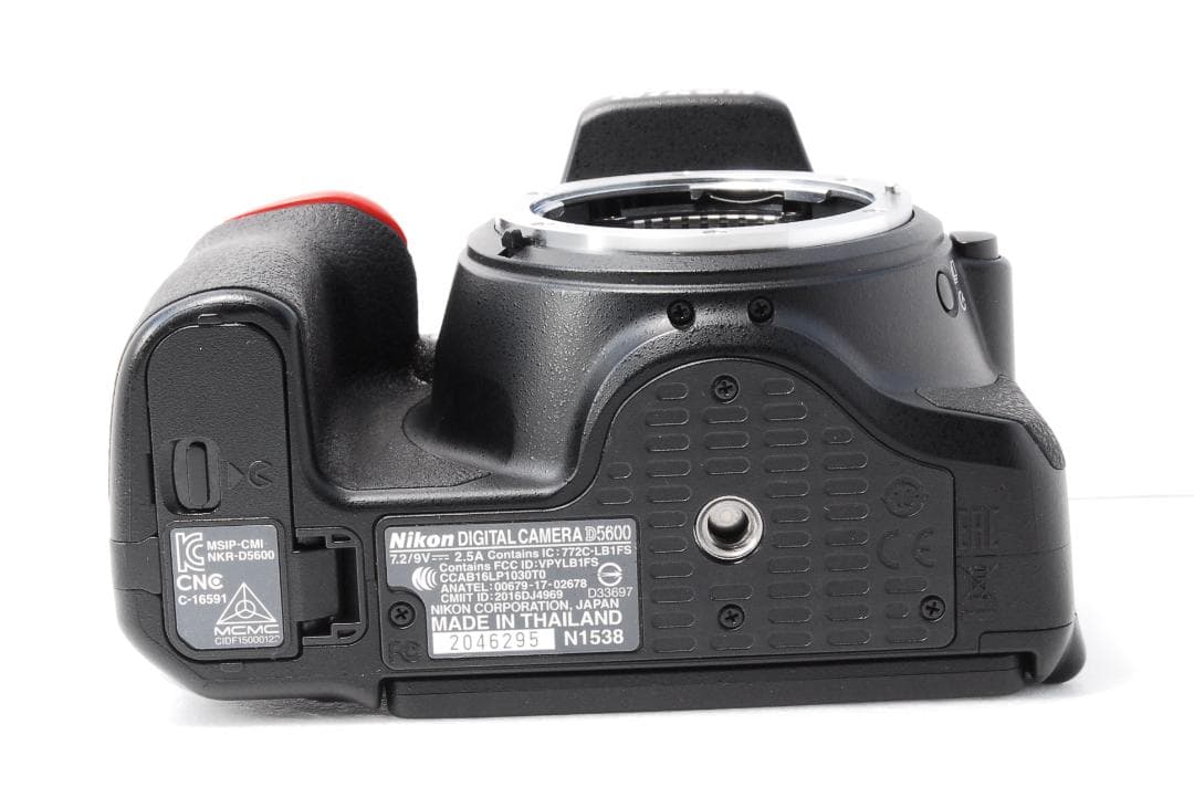 トマト様専用❣️Bluetooth搭載❣️ ニコン Nikon D5600 - メルカリ