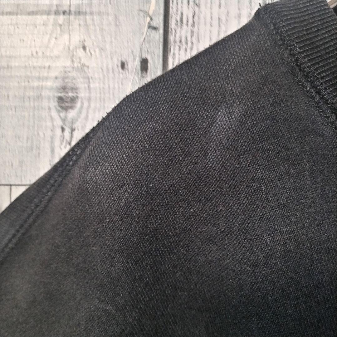 j66【人気Lサイズ】ブラックアイパッチ 刺繍ロゴ スウェット 入手困難