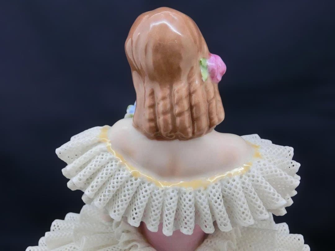 ジッツェンドルフィン』レース・フィギュリンH.24cm - メルカリ