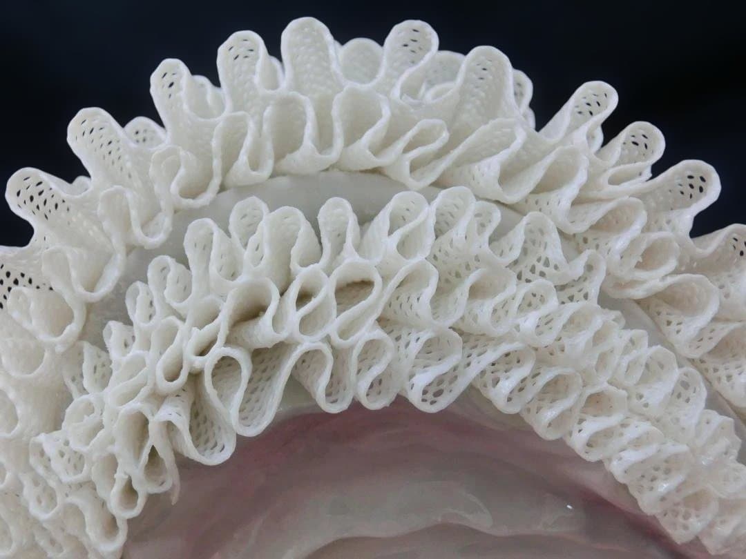 ジッツェンドルフィン』レース・フィギュリンH.24cm - メルカリ