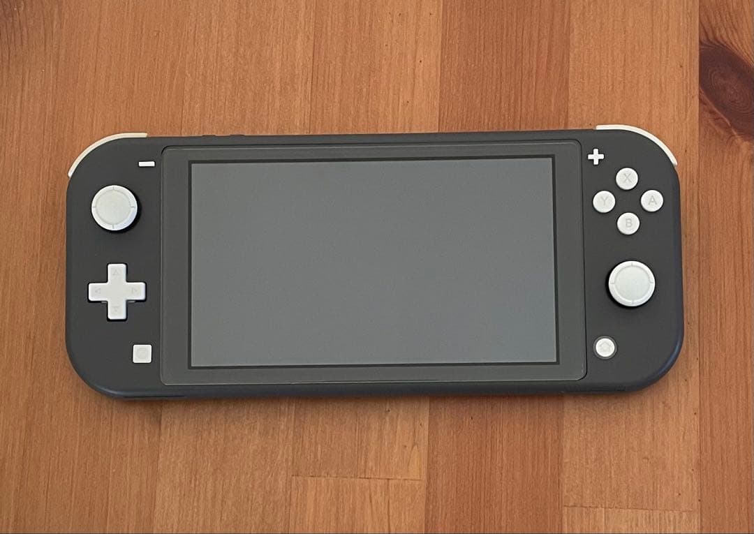 Nintendo Switch Lite グレーACアダプター付き Amazon.co.jp: Nintendo Switch Lite ザシアン・ザマゼンタ 【携帯専用