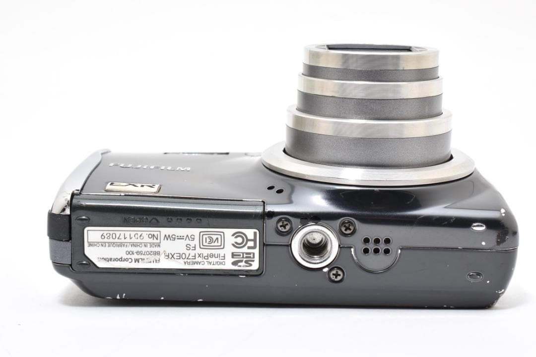 フジフィルム　FUJIFILM FINEPIX F70EXR ブラック《元箱付》