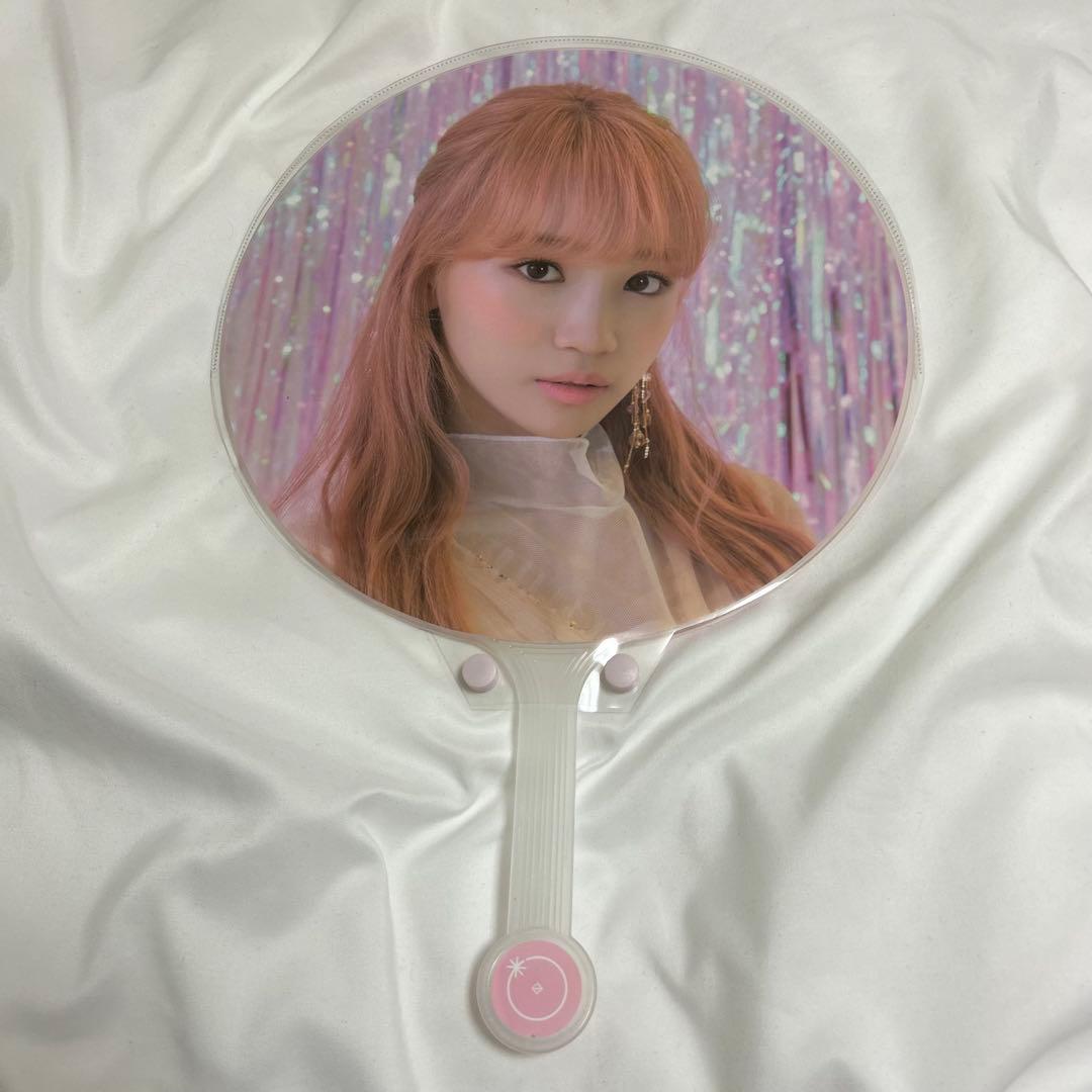 LE SSERAFIM IZ*ONE チェウォン うちわ - メルカリ