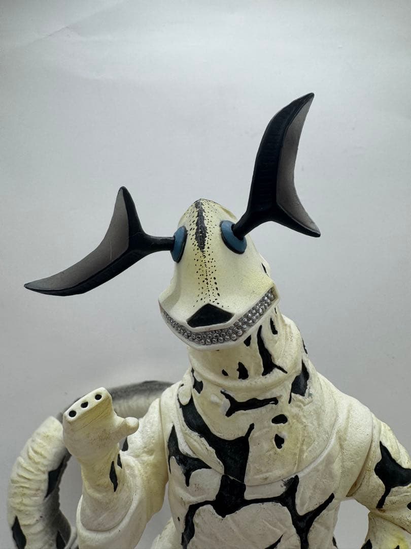 エクスプラス 大怪獣シリーズ エレキング - メルカリ