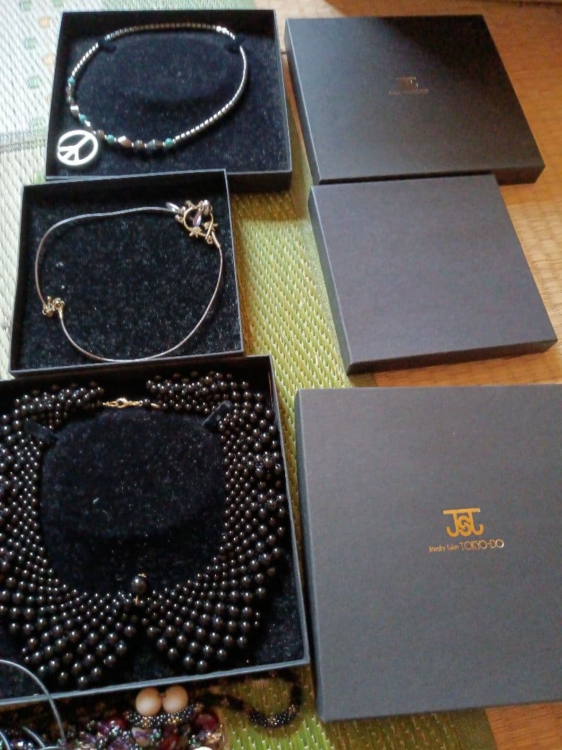 祖母の、遺品 ゴールドチェーンネックレス、ケース付き 数百種類の通販