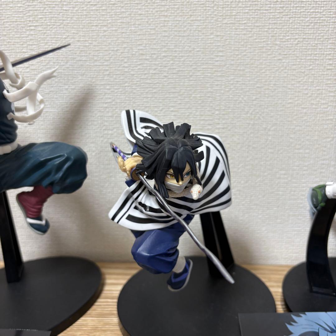 鬼滅の刃 グッズまとめ売り フィギュア カード にふぉるめ - メルカリ