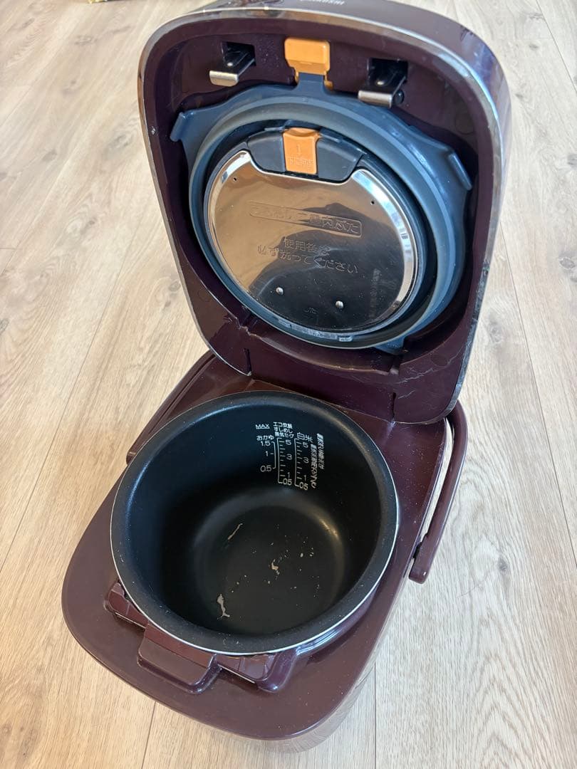 象印 炊飯器 NP-YT10 ワインレッド - メルカリ