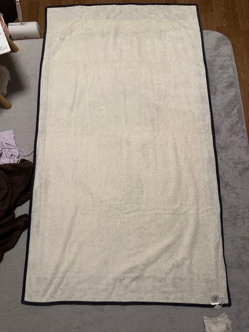 Hiro様 CHANEL モノクロ タオルケット フェイス デザイン - karlan