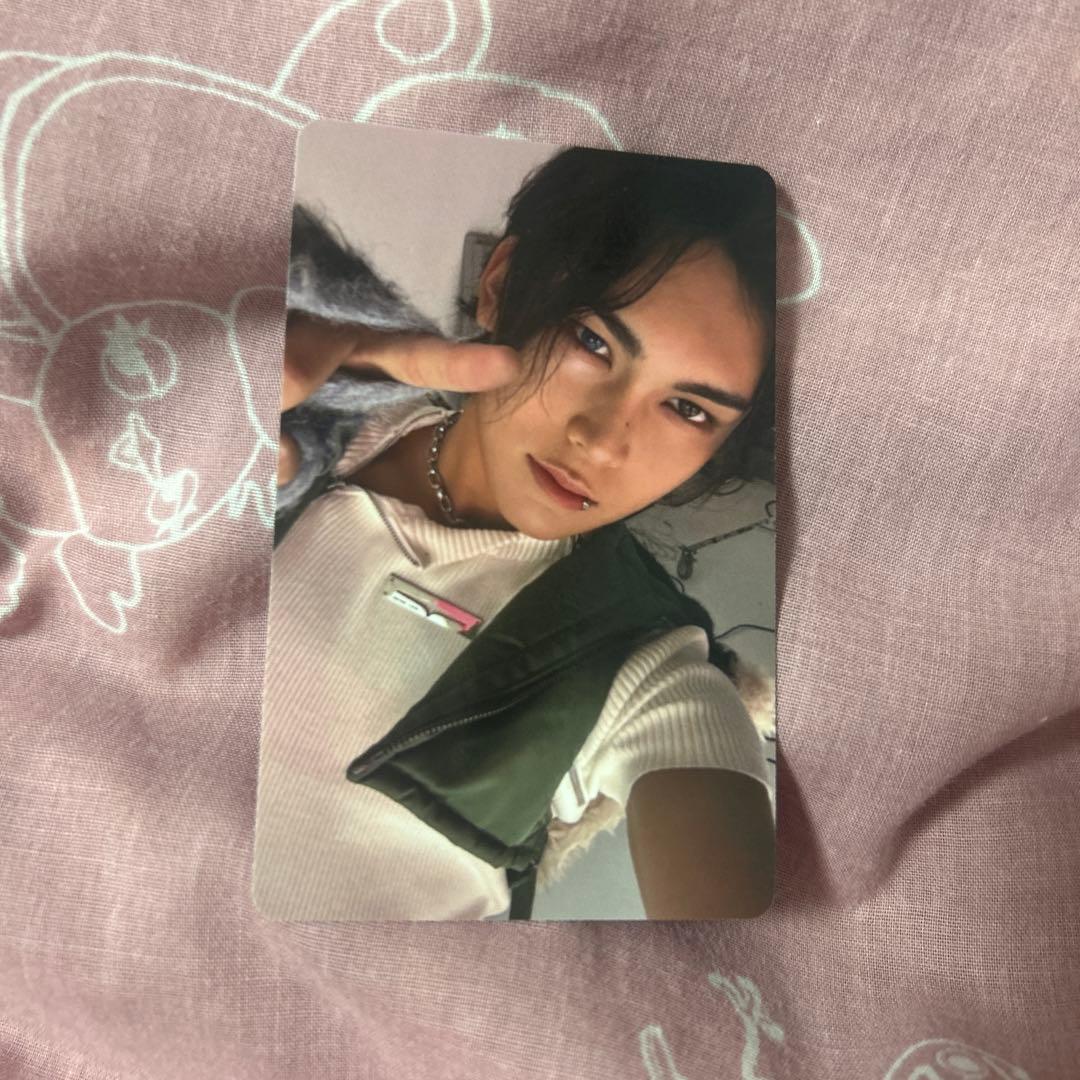 XLOV I'mma be ヒョン トレカ - メルカリ