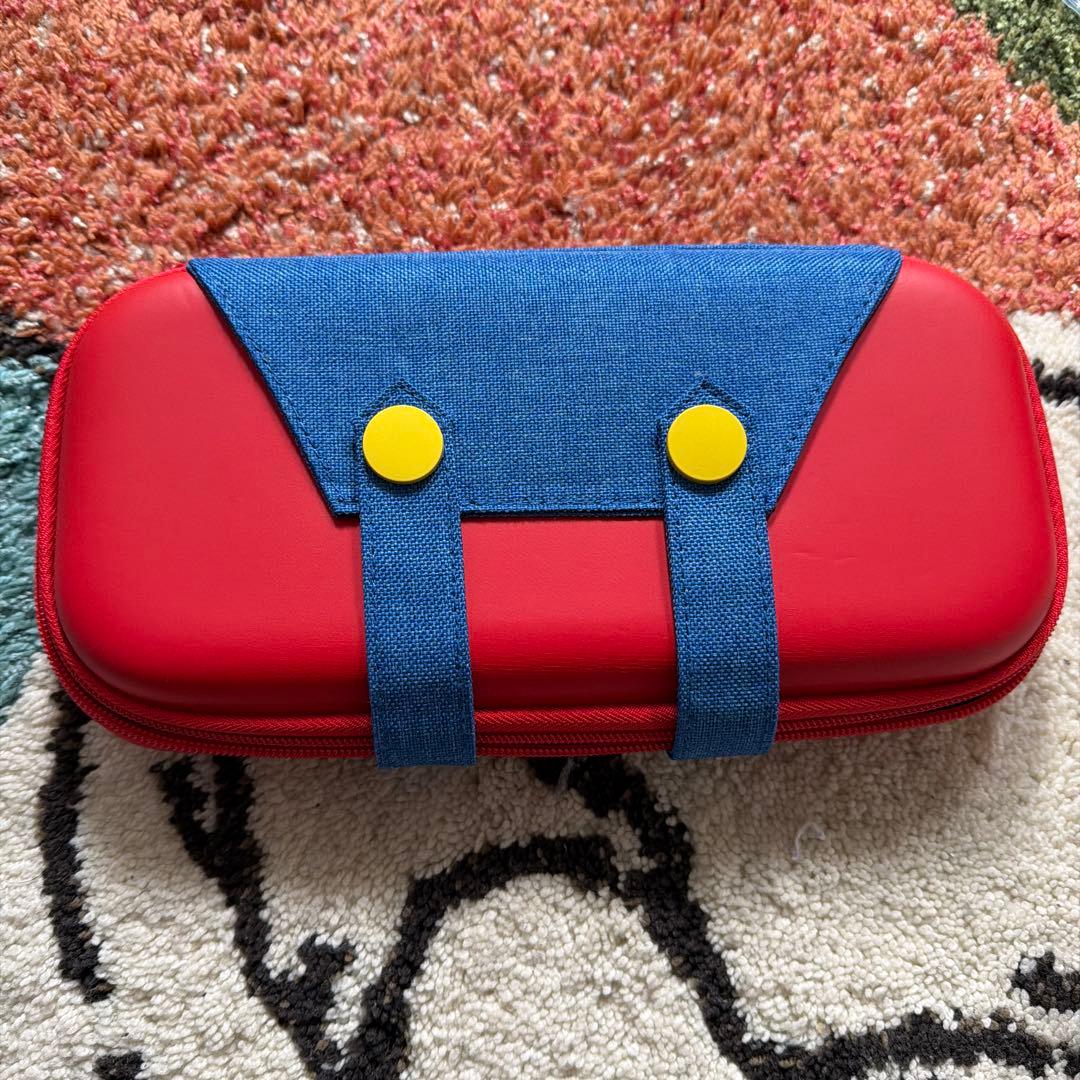 Nintendo Switch ケース 赤と青 - メルカリ