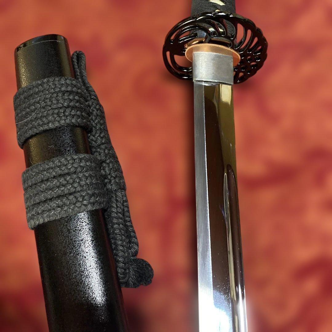 女性•少年向き高級居合刀(刀袋付) 黒柄 鶴羽透し丸鍔