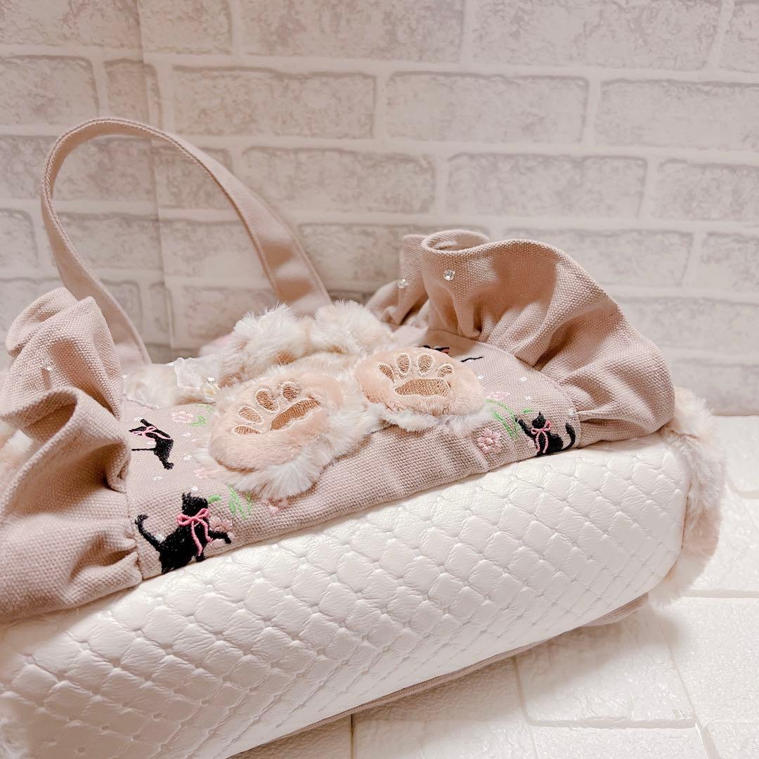 刺繍 入り フリルトートバッグ コヤンイサムチョン 猫 ベージュ