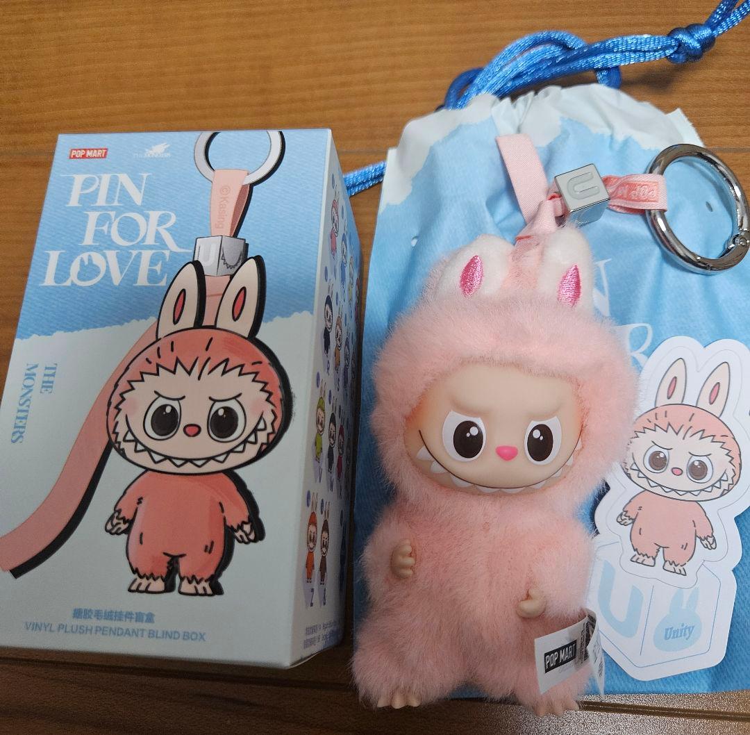 ラブブ 【 U 】 PIN FOR LOVE - メルカリ