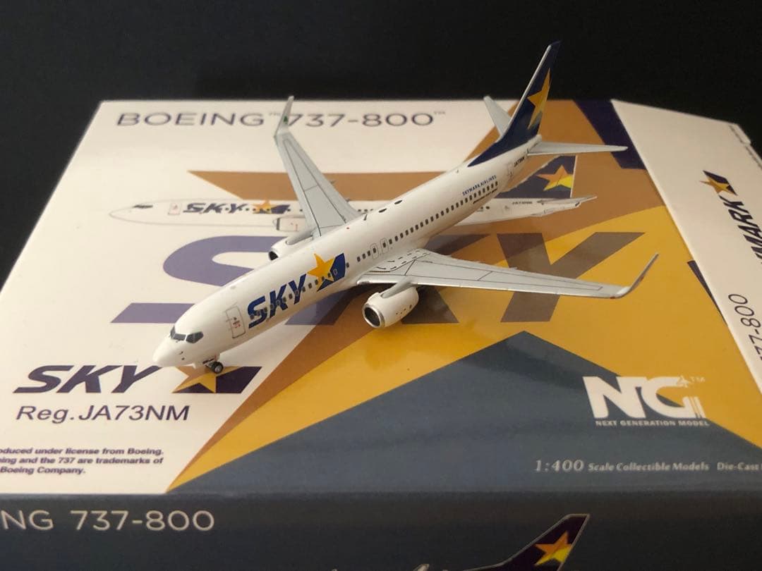 SKYMARK B737-800 JA73NM - メルカリ