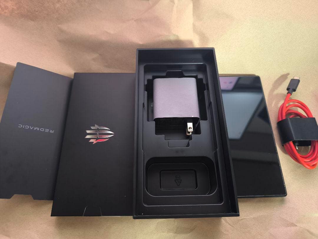 redmagic 10pro 国内版　黒　16G+512G SIMフリー REDMAGIC SIMフリースマートフォン REDMAGIC 10 Pro / Snapdragon 8