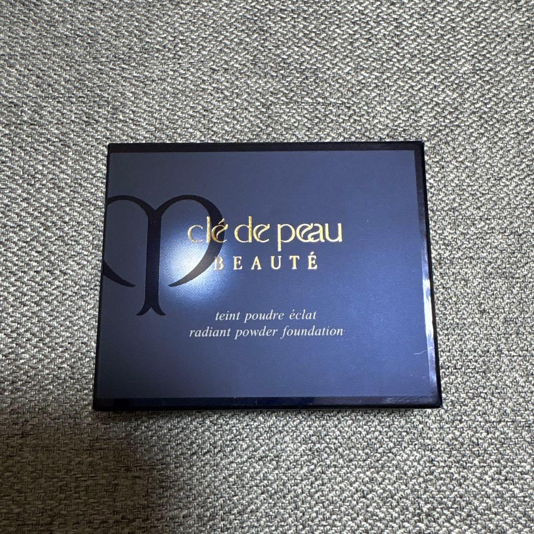 クレドポーボーテ タンプードルエクラ オークル10 レフィル クレ・ド・ポー ボーテ / タンプードルエクラ オークル10(レフィル)の