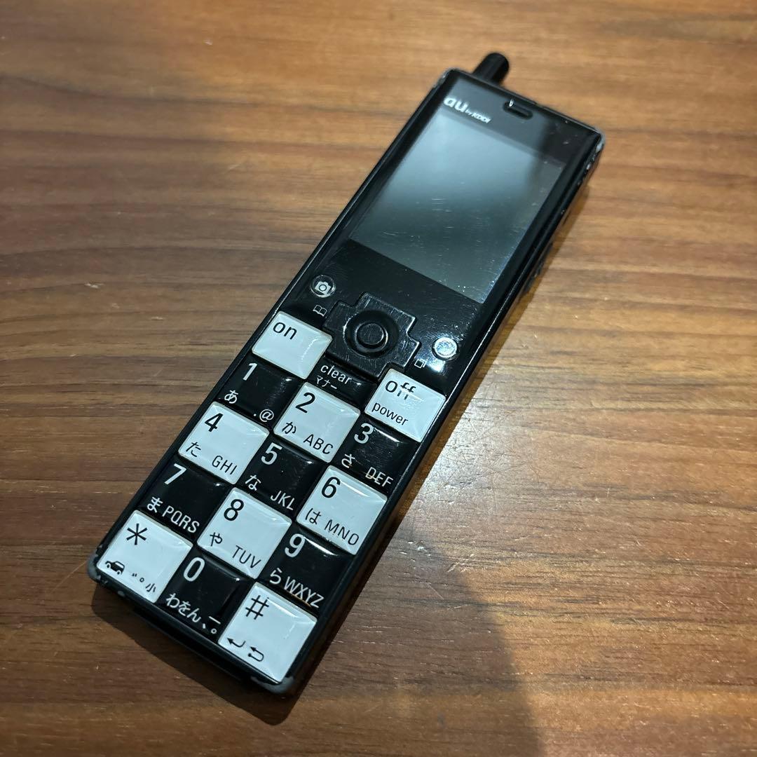 初代 au infobar ICHIMATSUインフォバー市松（黒） ジャンク - メルカリ