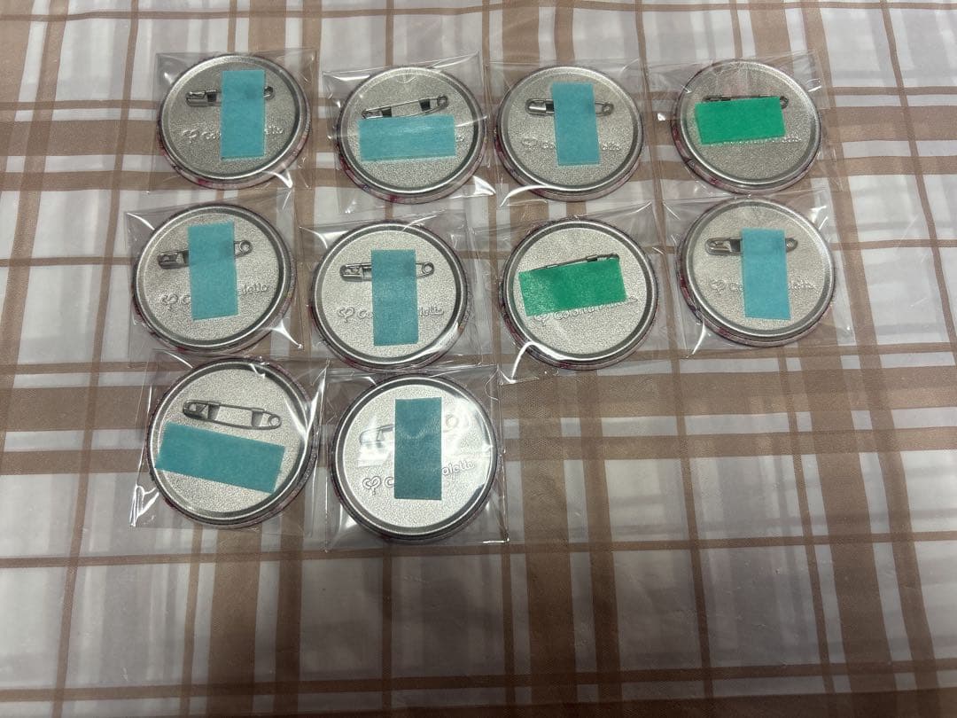 プロセカ 桐谷遥 グリッター缶バッジ 46c - メルカリ