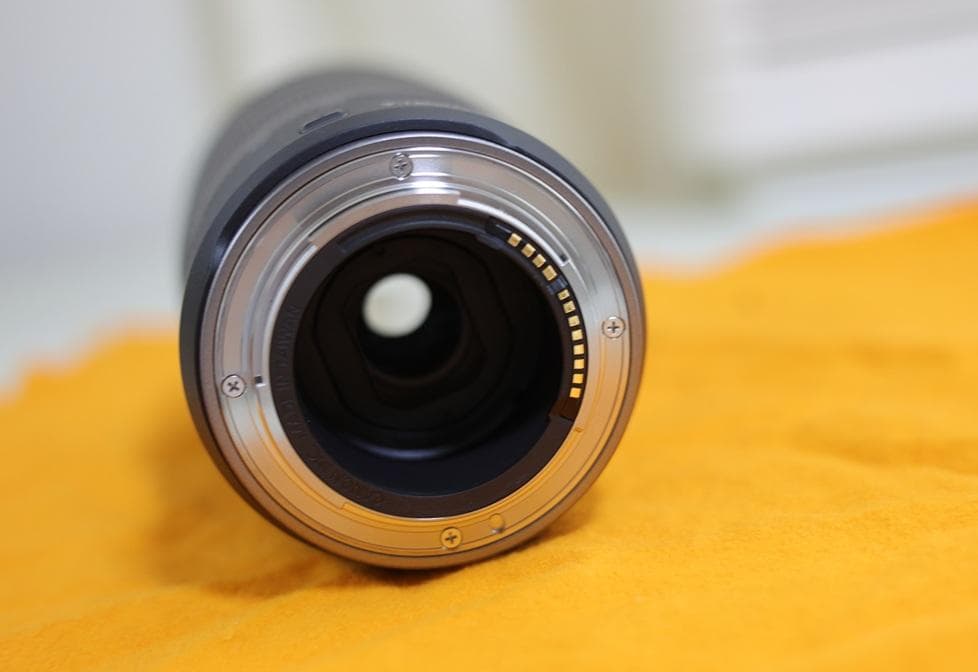 RF100-400㎜ F5.6-8 IS USM 誠の未使用品