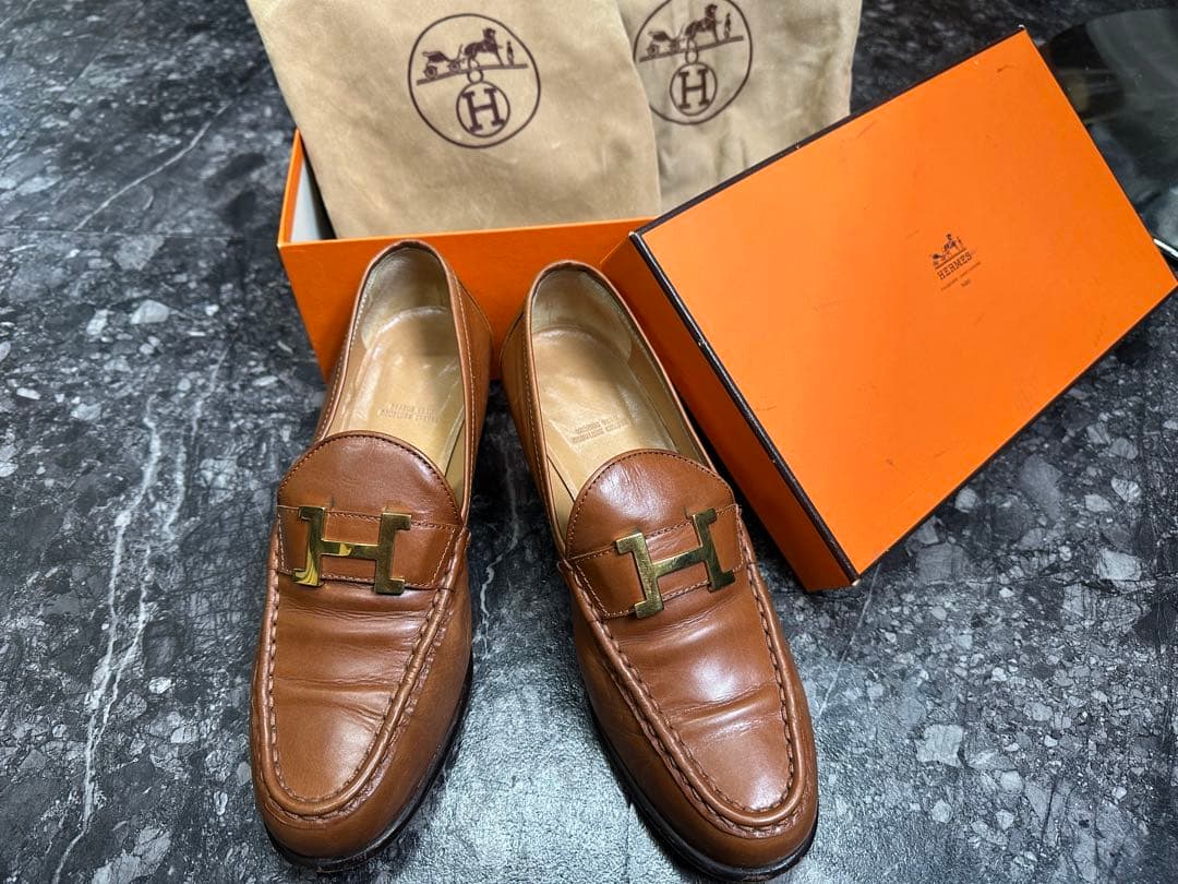 年末セール処分HERMES 37ブラウンレザー ローファー 年末セール処分HERMES 37ブラウンレザー ローファー