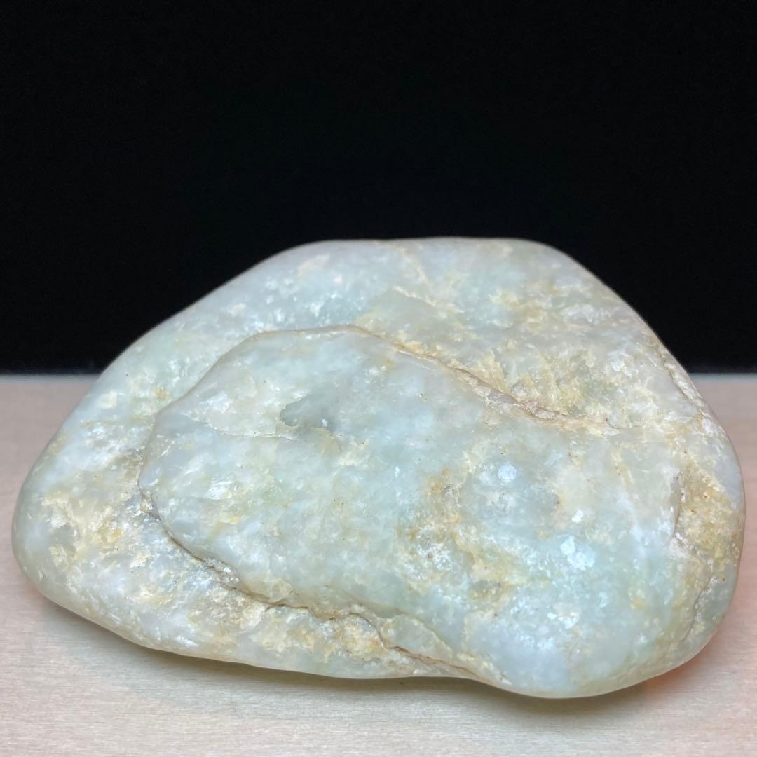 【専用品】 糸魚川翡翠　海中翡翠　海石　原石　120.5ｇ