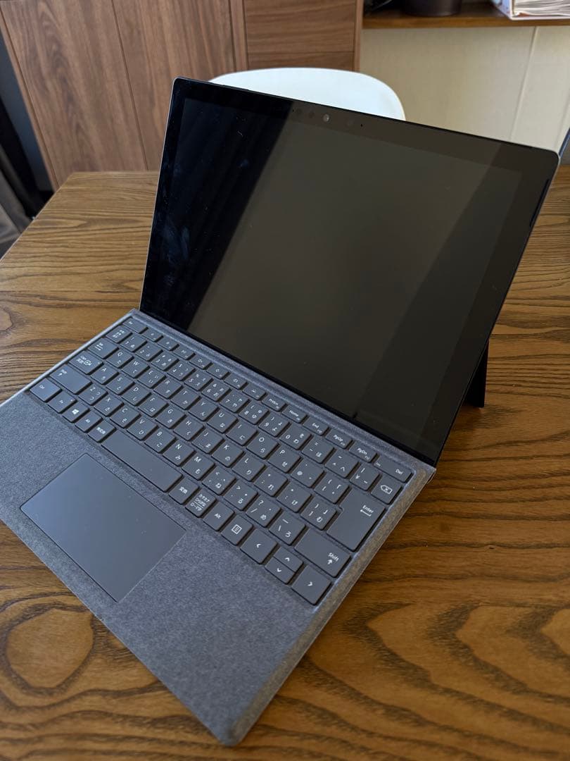 Microsoft Surface Pro 7 グレーキーパッド付き Amazon.co.jp: Surface Pro 7/Pro 7+/Pro 6 /Pro 5/ Pro 4/Pro 3
