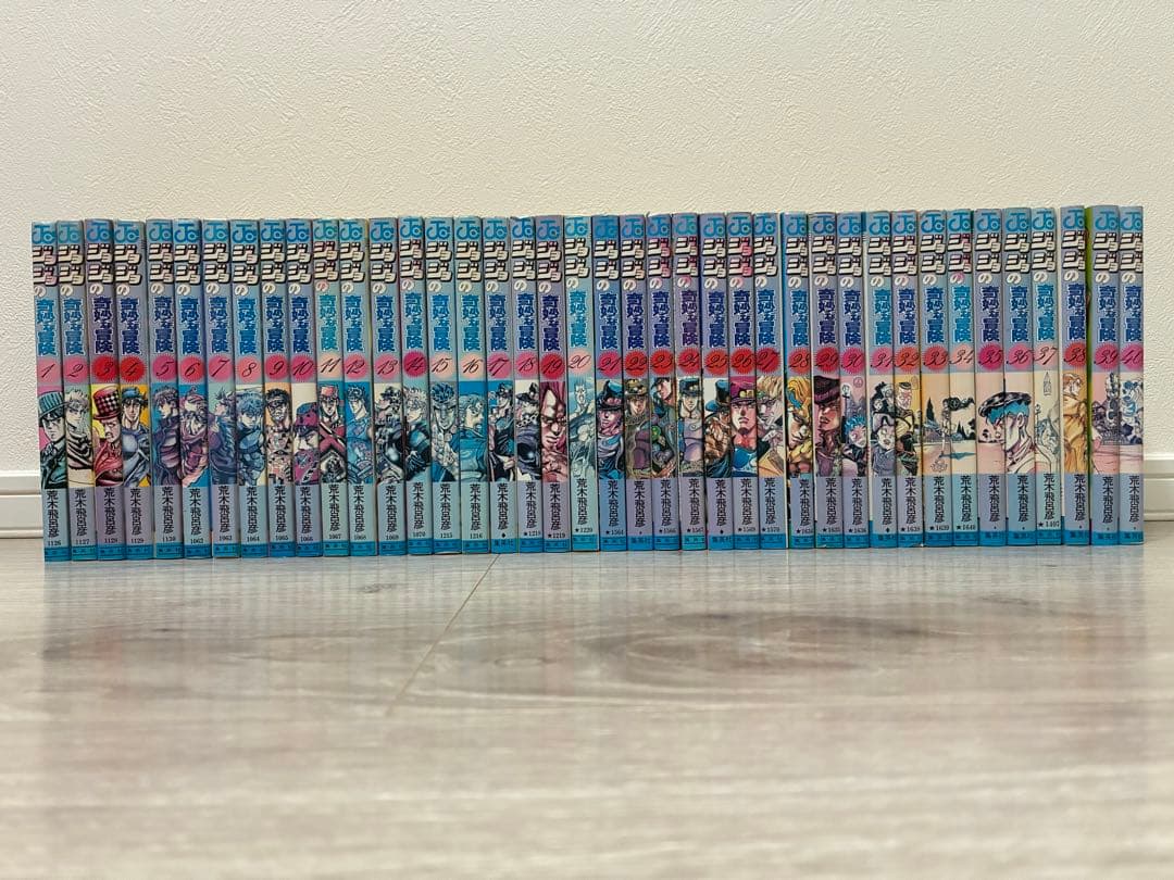 【値下げ中】ジョジョの奇妙な冒険（1～80巻）＋おまけ付／荒木飛呂彦 ジョジョの奇妙な冒険 1〜7巻（第1・2部）セット／荒木 飛呂彦