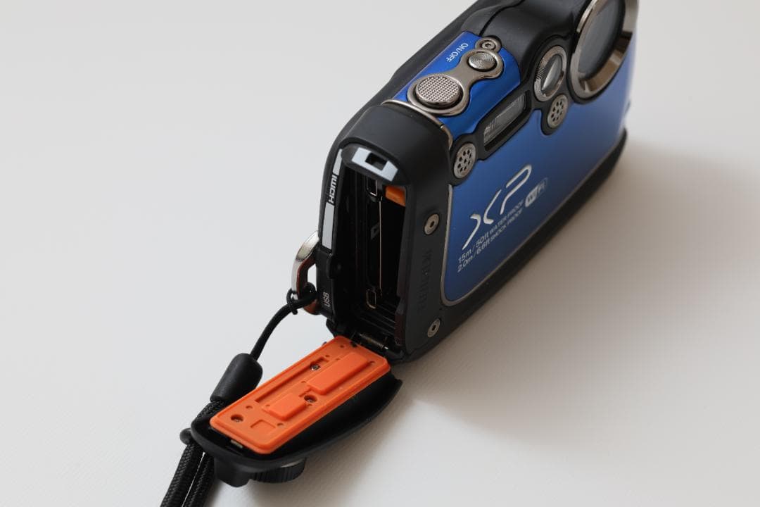 FUJIFILM FinePix 2台セット XP200 防水＆F600EXR