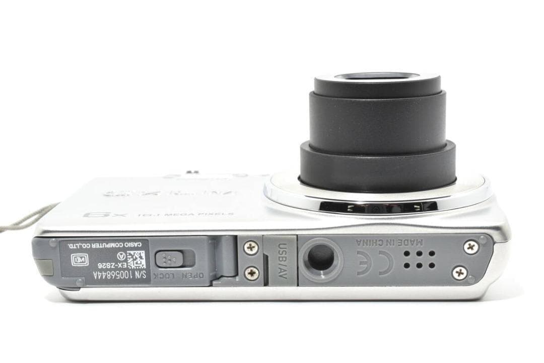極美品 カシオ CASIO EXILIM EX-ZS26 シルバー ＃A350 - メルカリ