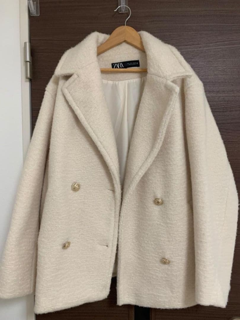 ZARA セミロング丈ブークレコート - メルカリ