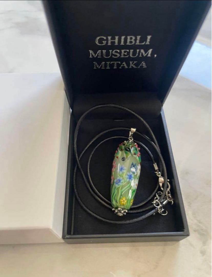 【完売品】ジブリ美術館 とんぼ玉 トトロ　ネックレス(縦) ジブリ美術館 とんぼ玉 トトロ ネックレス(縦) 希少 レア 完売 三鷹の