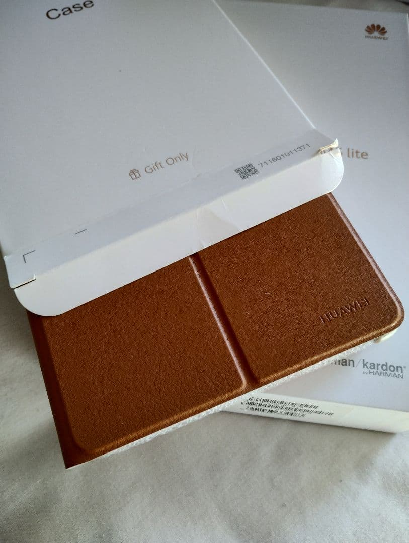 MediaPad M5 lite 8インチ マイクロSDカード32GB ケース付 - メルカリ