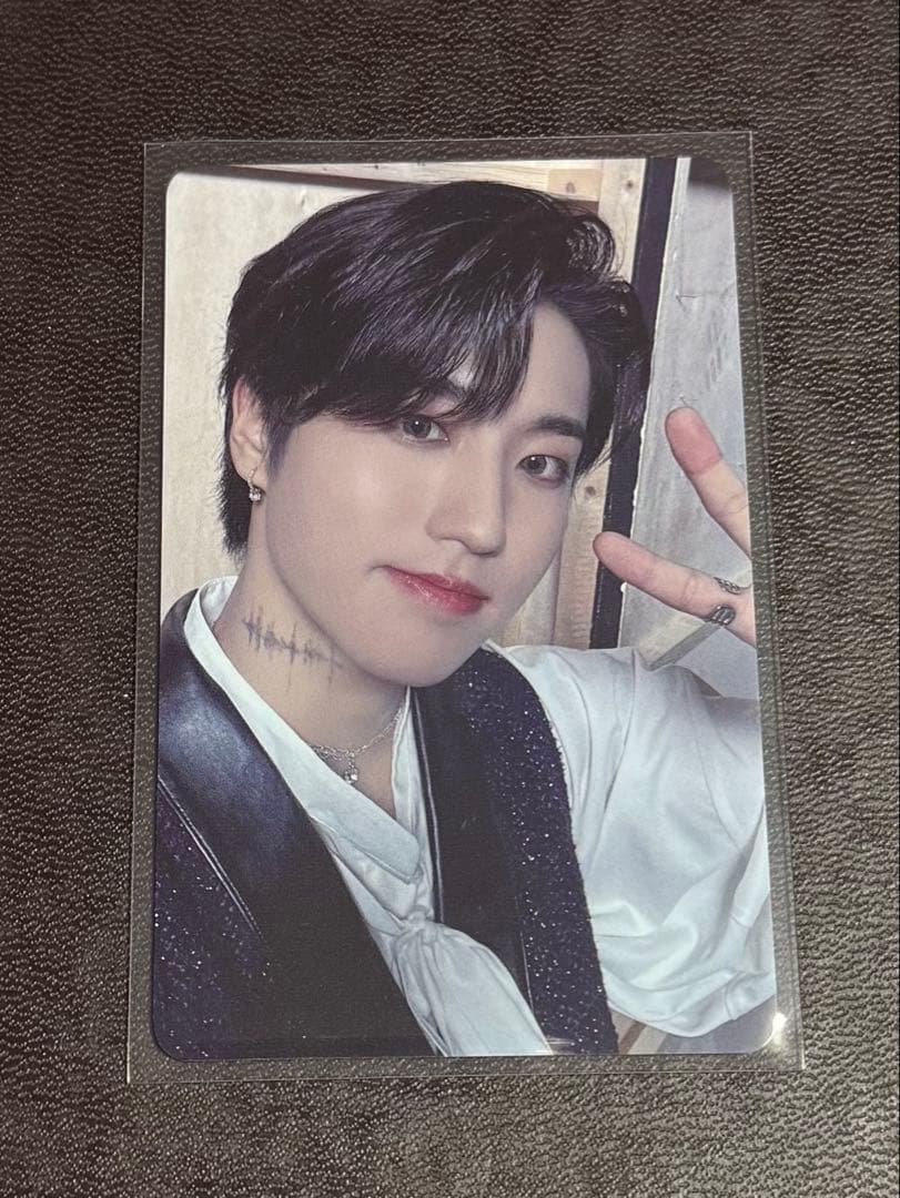 StrayKids スキズ 展覧会 MD 1万円 購入特典 トレカ ハン - メルカリ