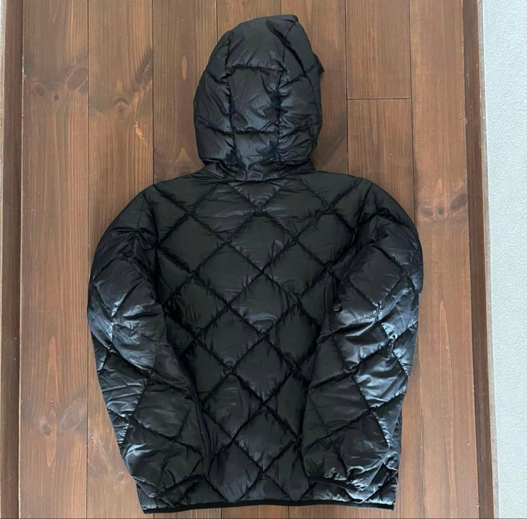 mont-bell】 リバーシブル ダウンジャケット 黒/赤 キルティング