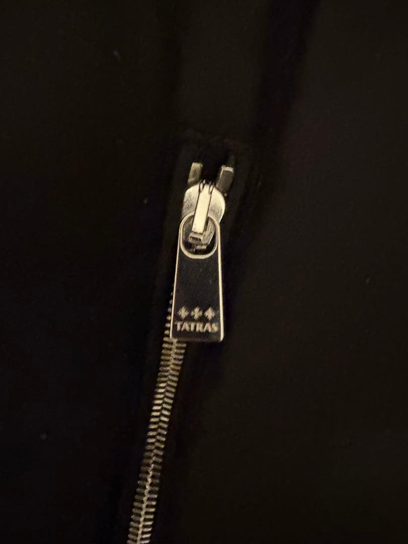 希少サイズ タトラス ドミッツァーノ 黒 05 XXL 22-23AW 極美品 - メルカリ