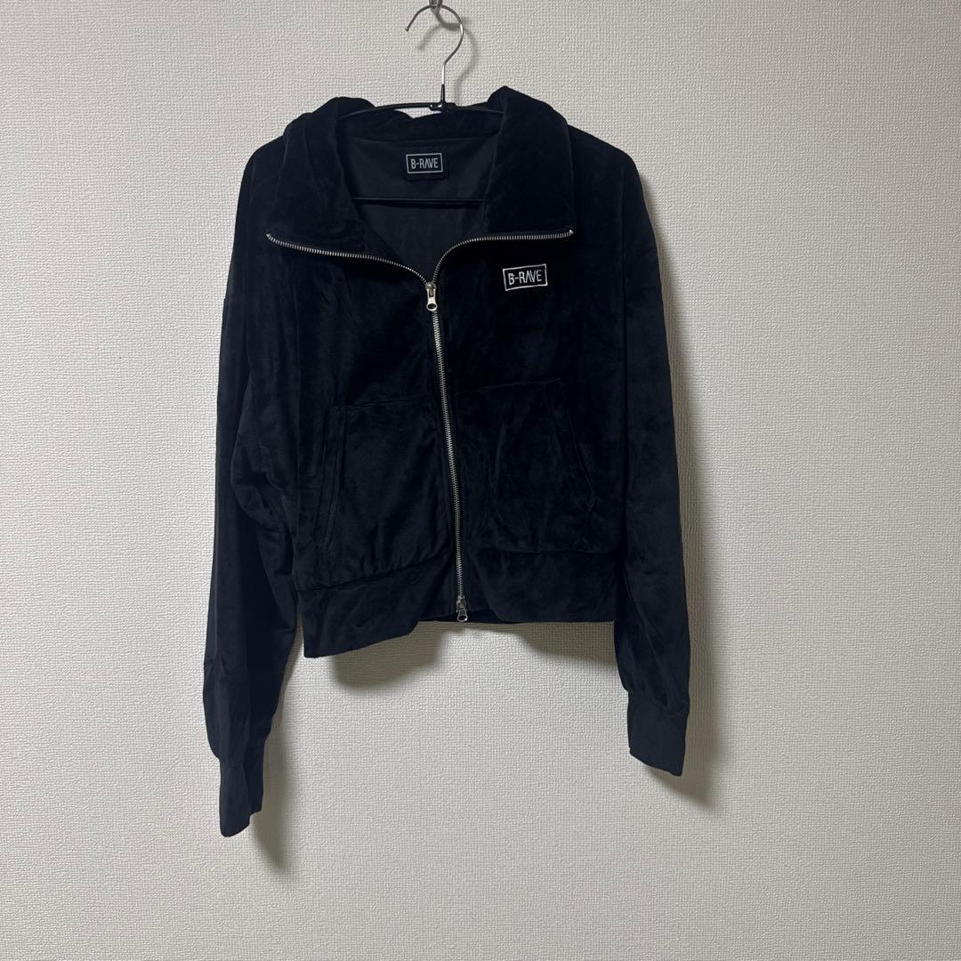 HANA B-RAVE ベロアセットアップ - メルカリ