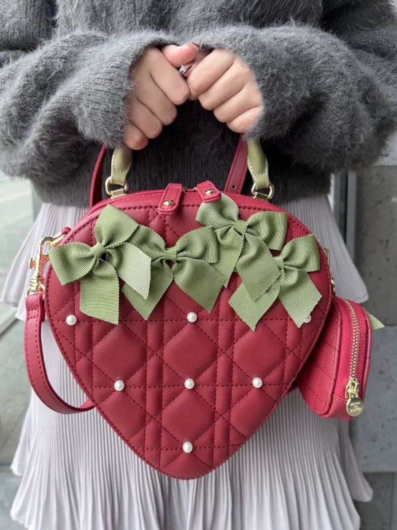 メゾンドフルール いちごショルダーバッグ - メルカリ