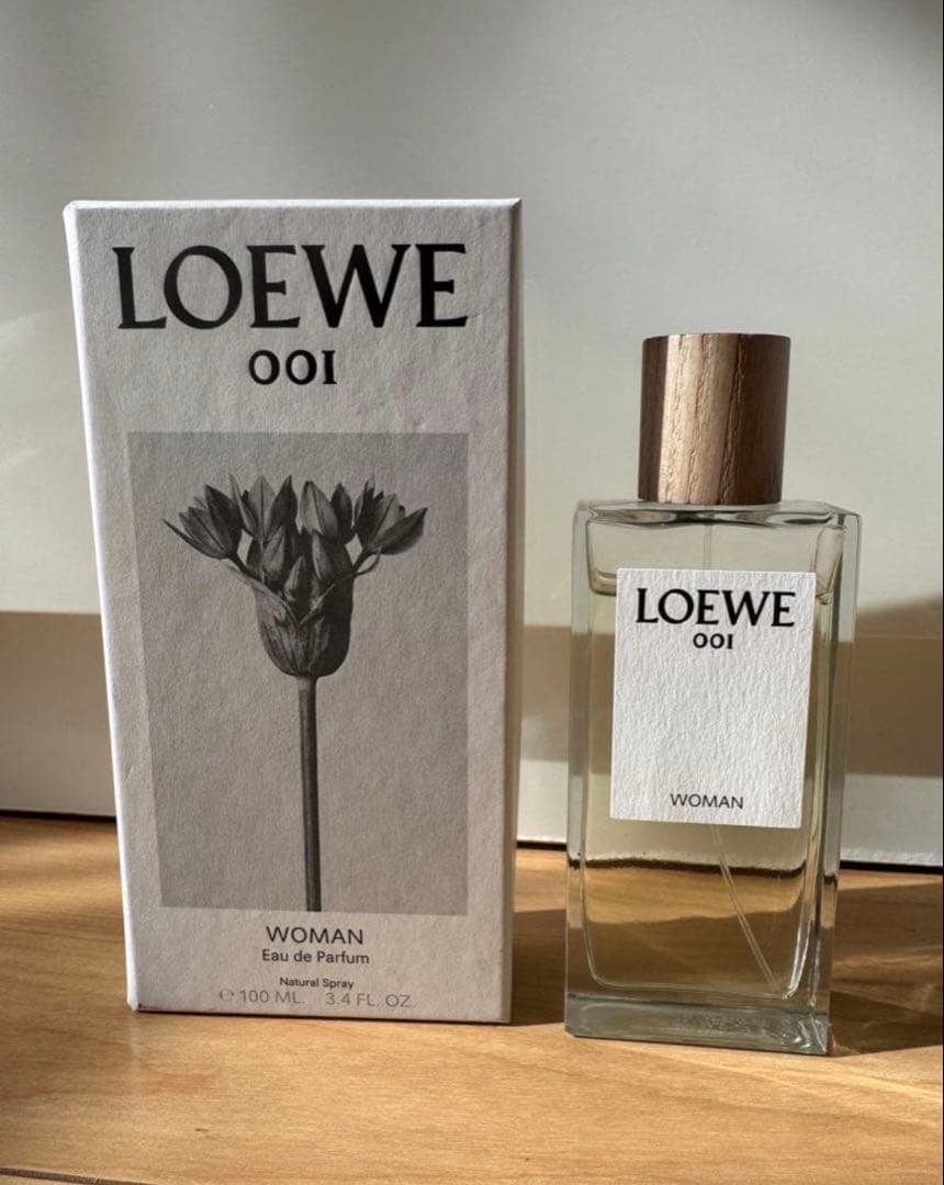 美品】LOEWE001ウーマン100ml 8割残オードパルファム正規品 - メルカリ