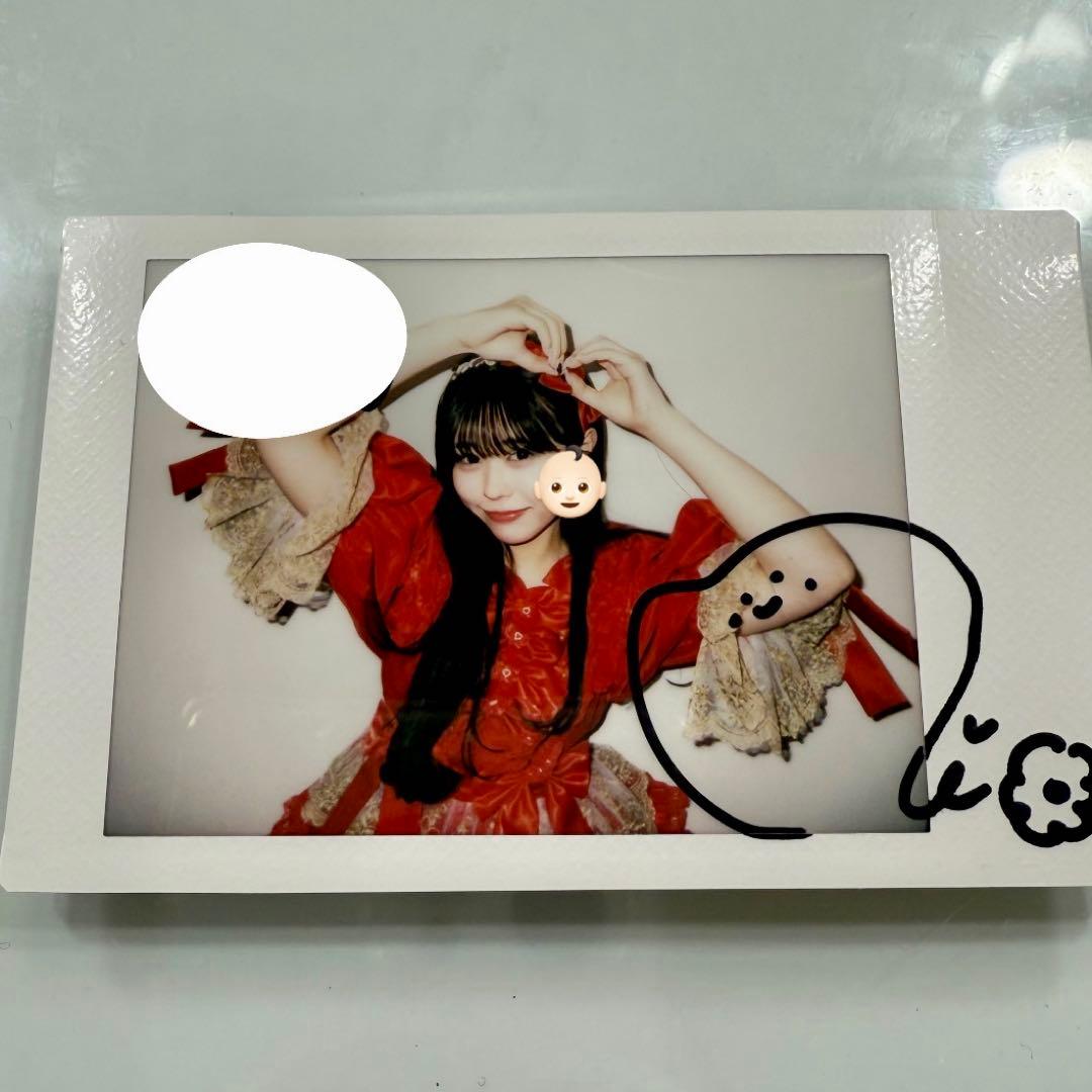 佐野愛花 きゅーすと 直筆サイン入りチェキ - メルカリ