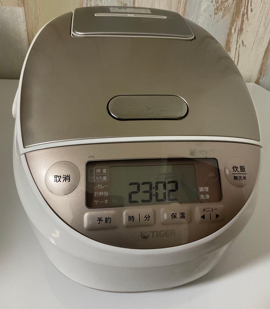 炊飯器 5.5合 圧力IH 土鍋コーティング ホワイト JPK-A100W Amazon | タイガー魔法瓶(TIGER) 炊飯器 5.5合 圧力IH 土鍋